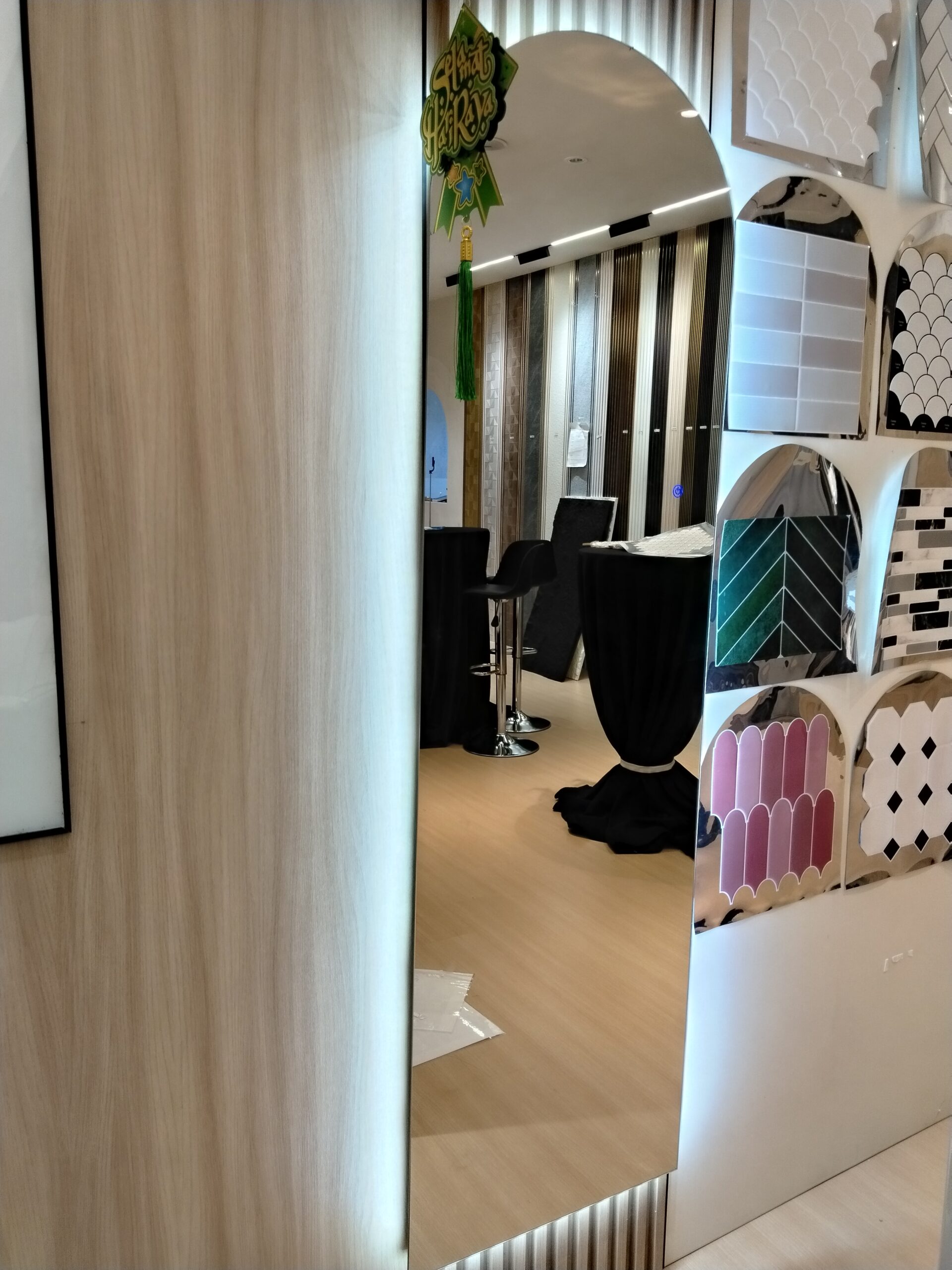 LED MIRROR - Image 2